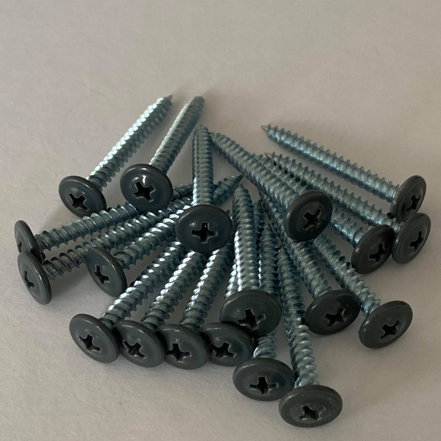 Installation screws for acoustic panels